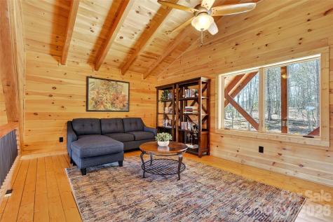 61 Majestic Path Nebo NC 28761