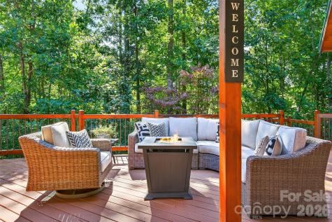 61 Majestic Path Nebo NC 28761