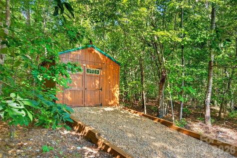 61 Majestic Path Nebo NC 28761