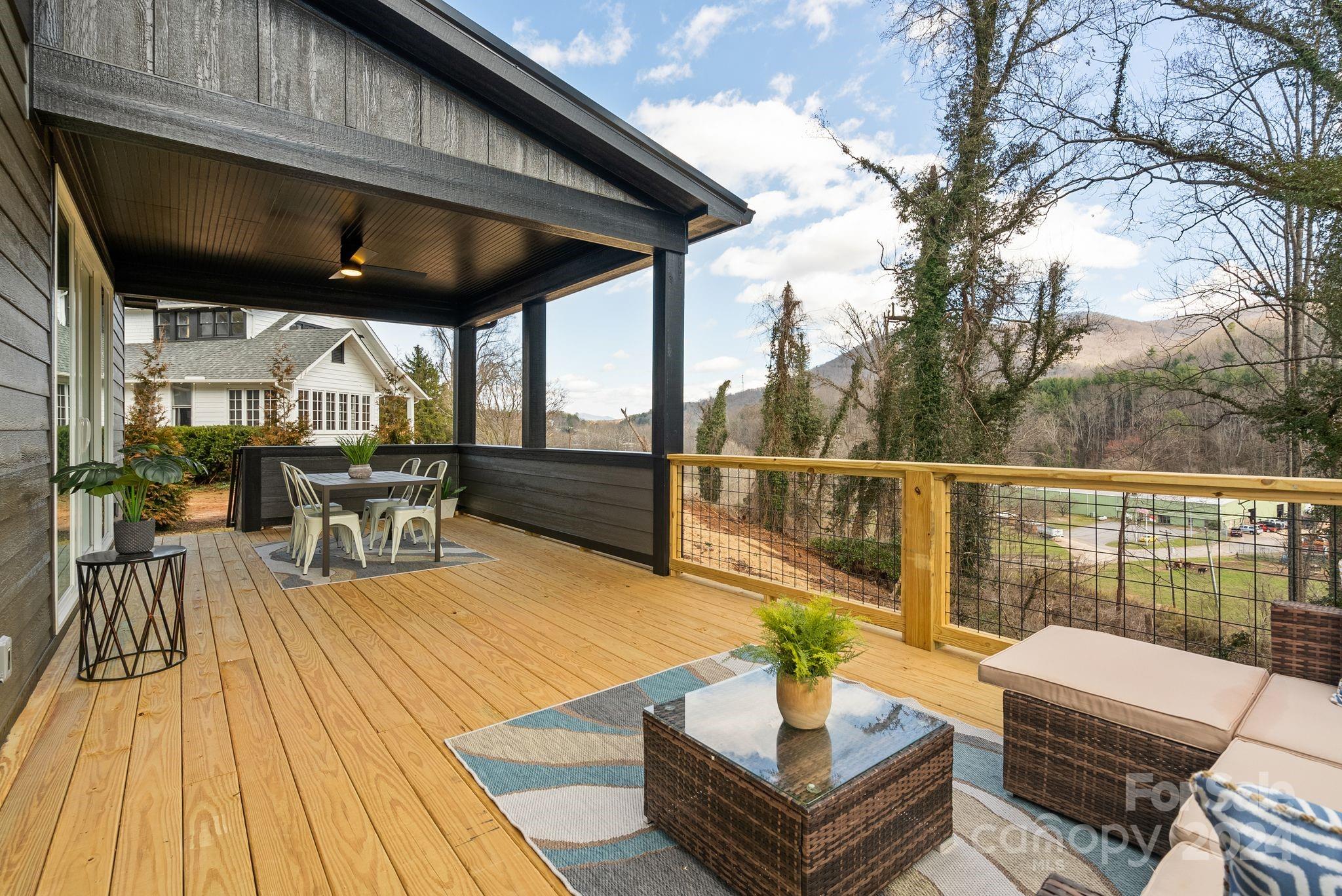61 Gash Farm Road Asheville NC 28805