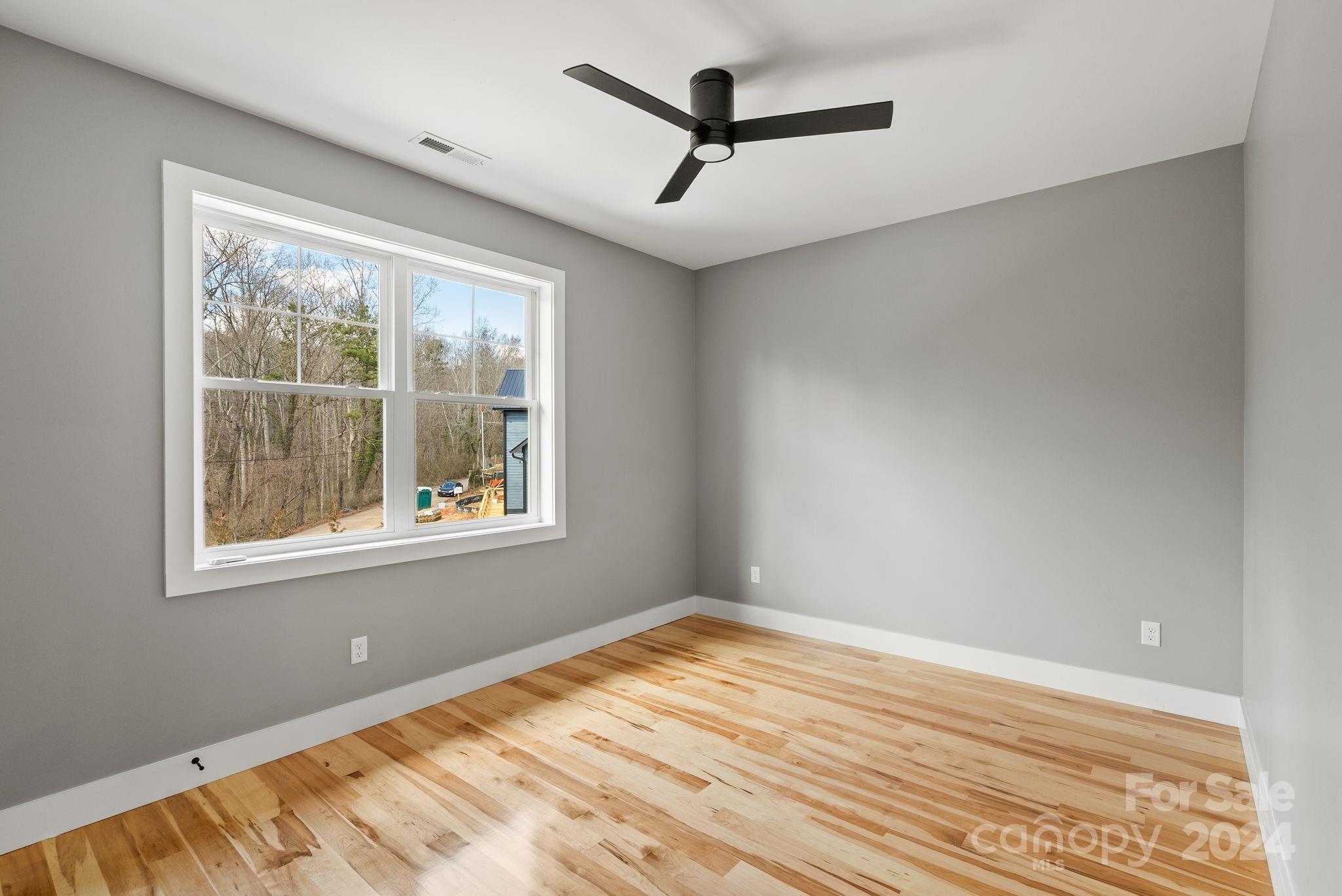 61 Gash Farm Road Asheville NC 28805