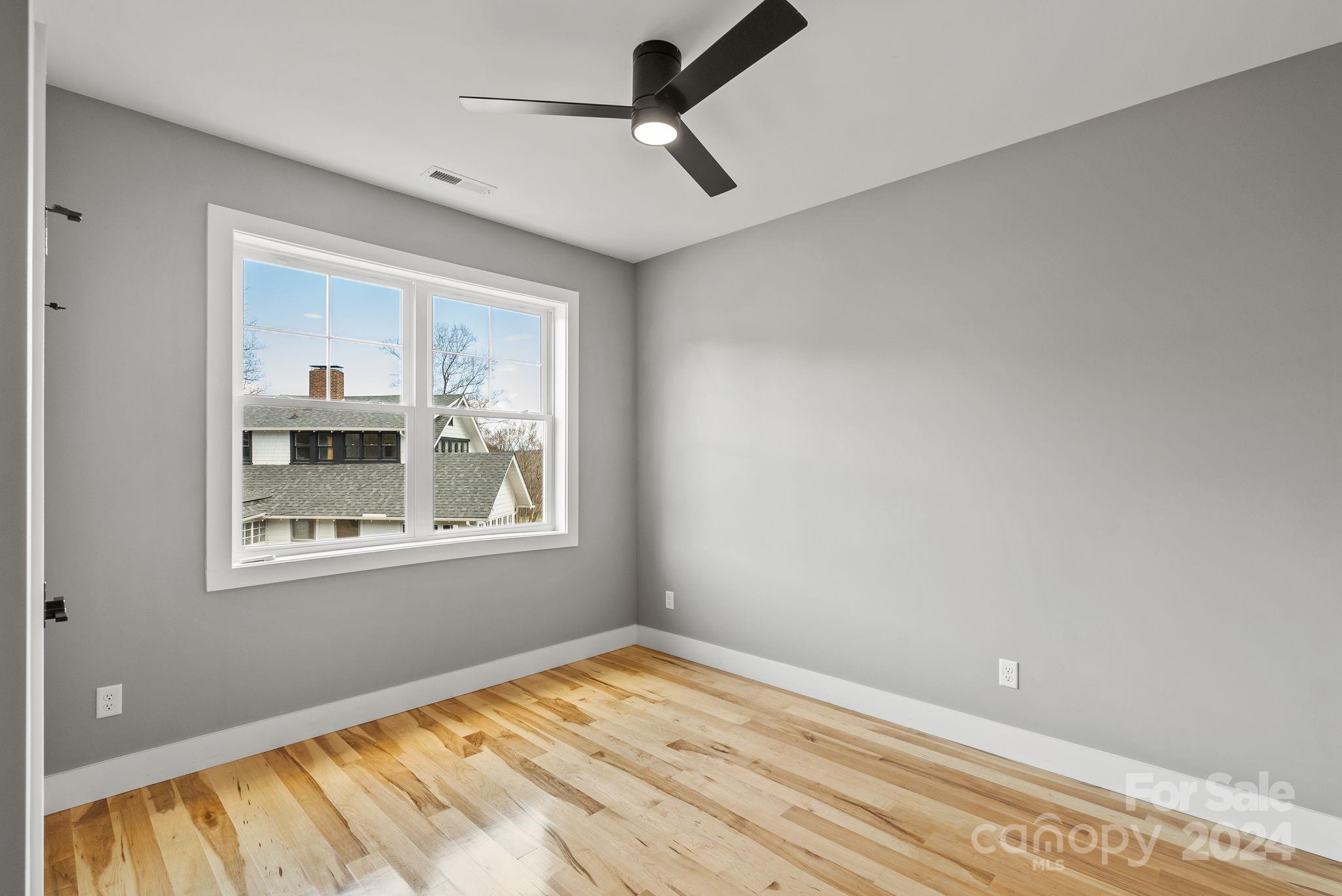 61 Gash Farm Road Asheville NC 28805