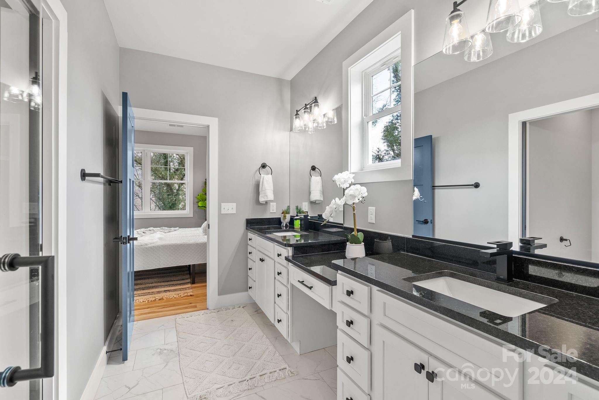 61 Gash Farm Road Asheville NC 28805