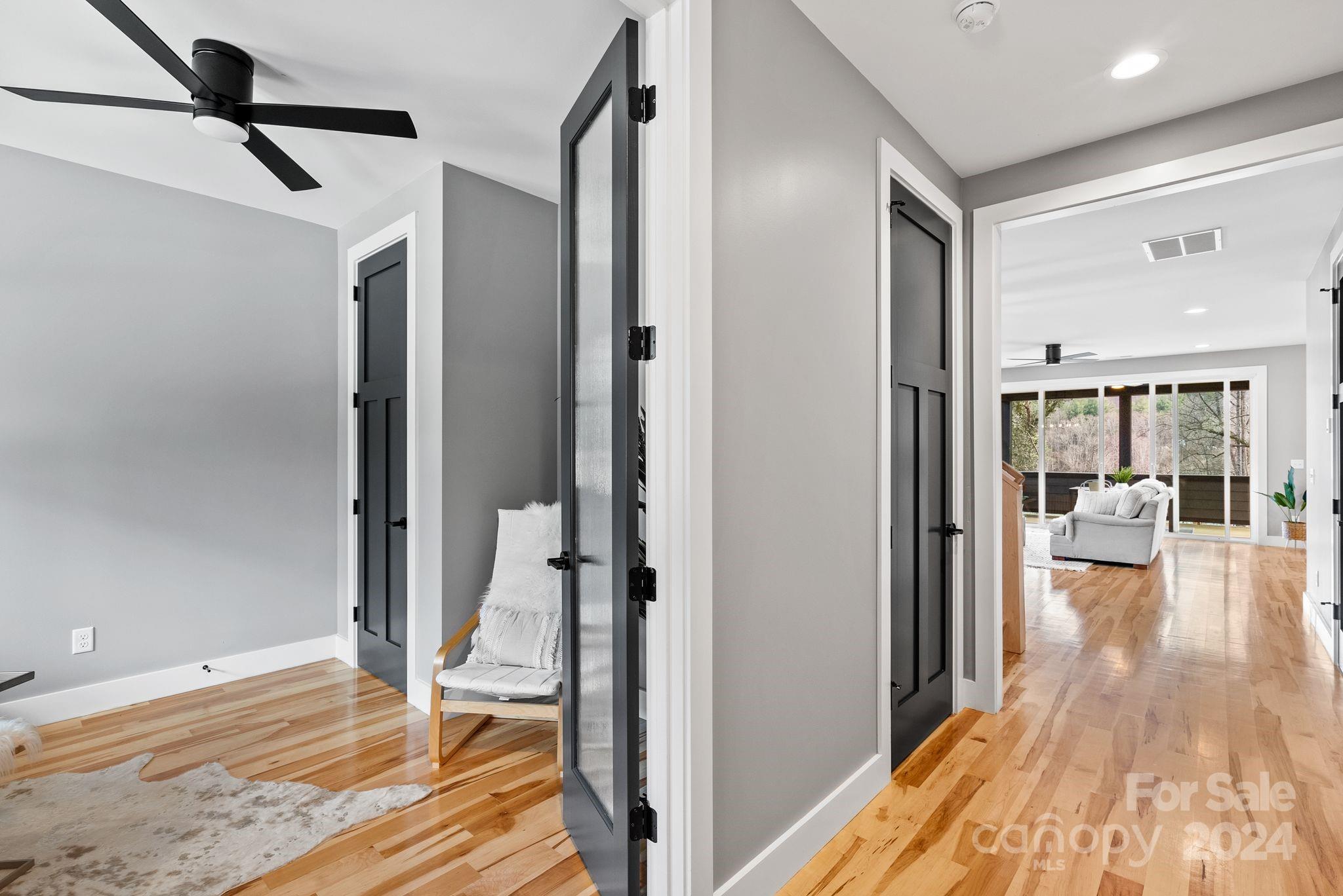 61 Gash Farm Road Asheville NC 28805