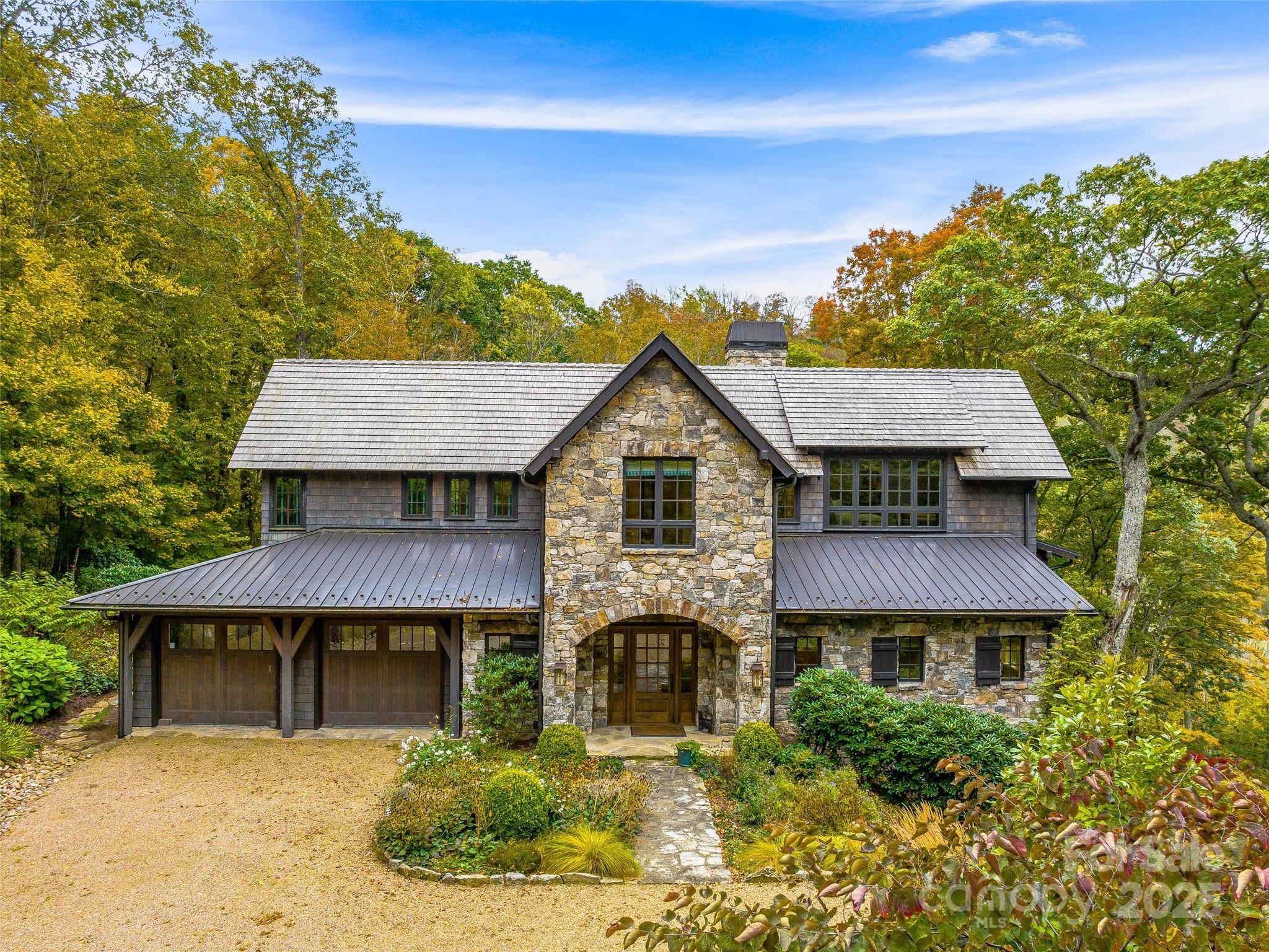 616 Old Growth Forest Road Burnsville NC 28714