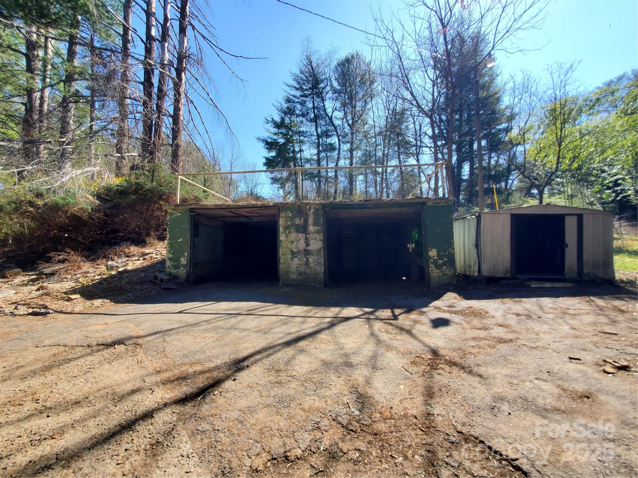 28 Plemmons Street Canton NC 28716
