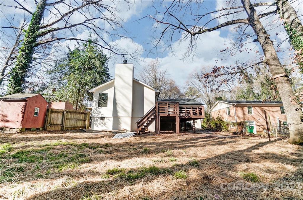 909 Crestmere Street Charlotte NC 28208