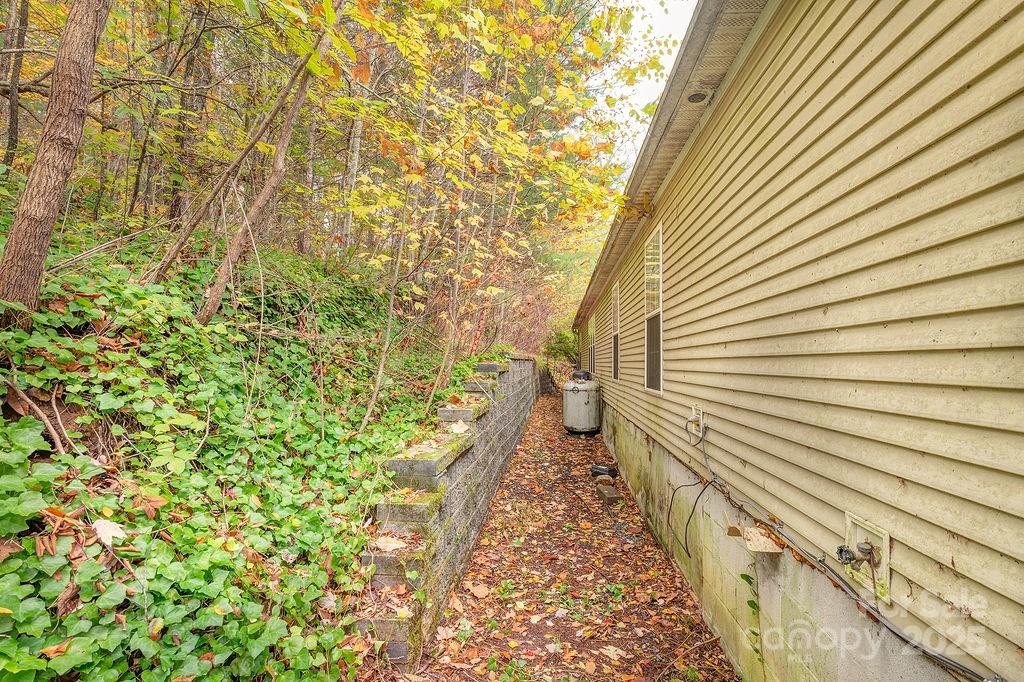 1 Kelsey Court Swannanoa NC 28778