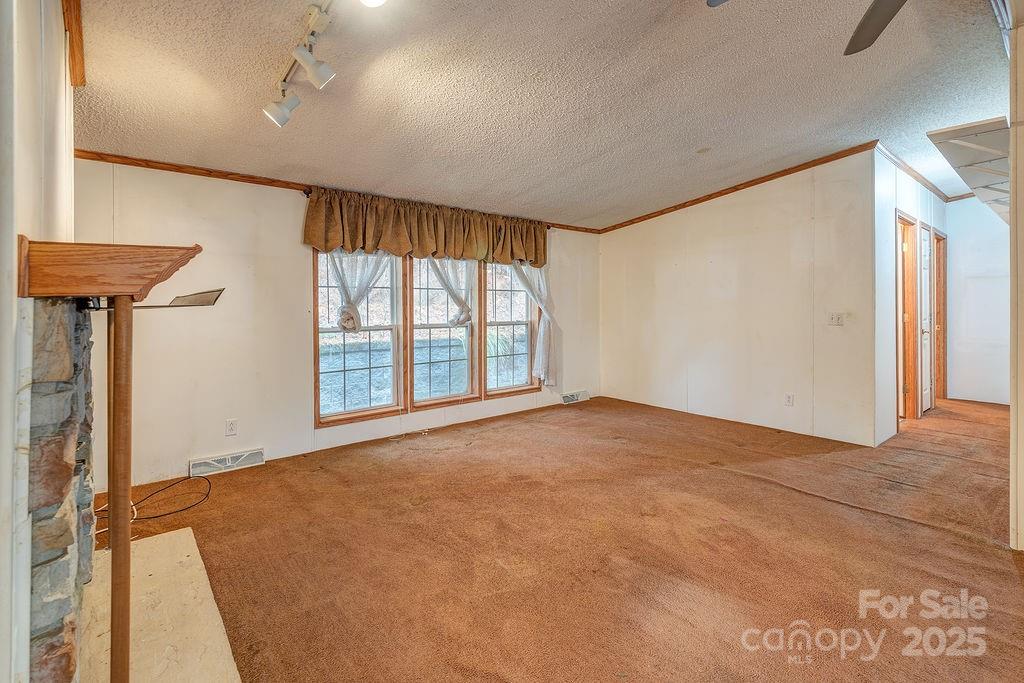 1 Kelsey Court Swannanoa NC 28778
