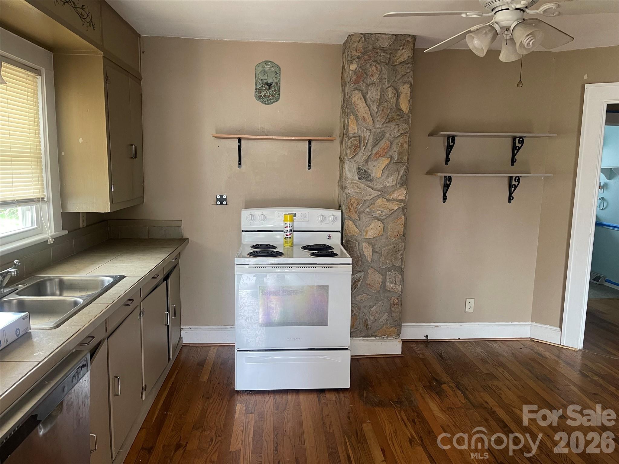 2490 Connelly Springs Road Granite Falls NC 28630