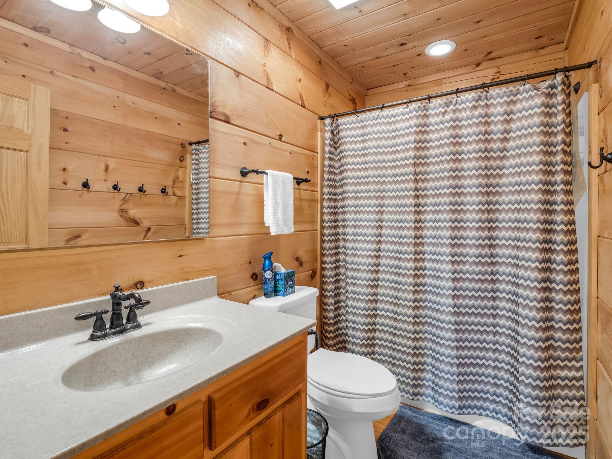 526 River Road Rutherfordton NC 28139