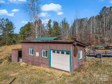 526 River Road Rutherfordton NC 28139
