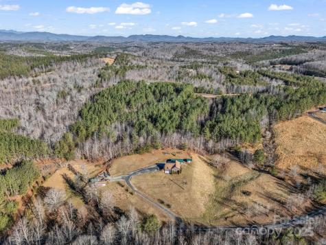 526 River Road Rutherfordton NC 28139