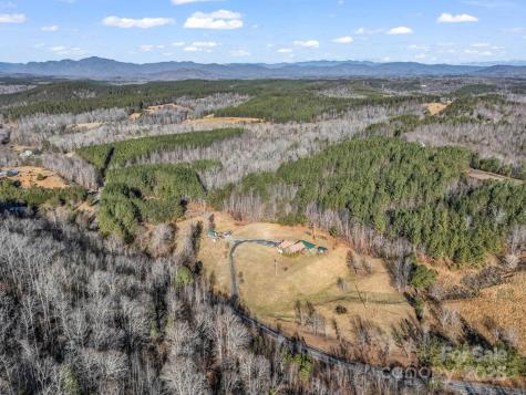 526 River Road Rutherfordton NC 28139