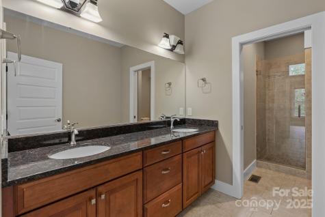 38 Unadilla Alley Asheville NC 28803
