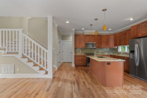 38 Unadilla Alley Asheville NC 28803