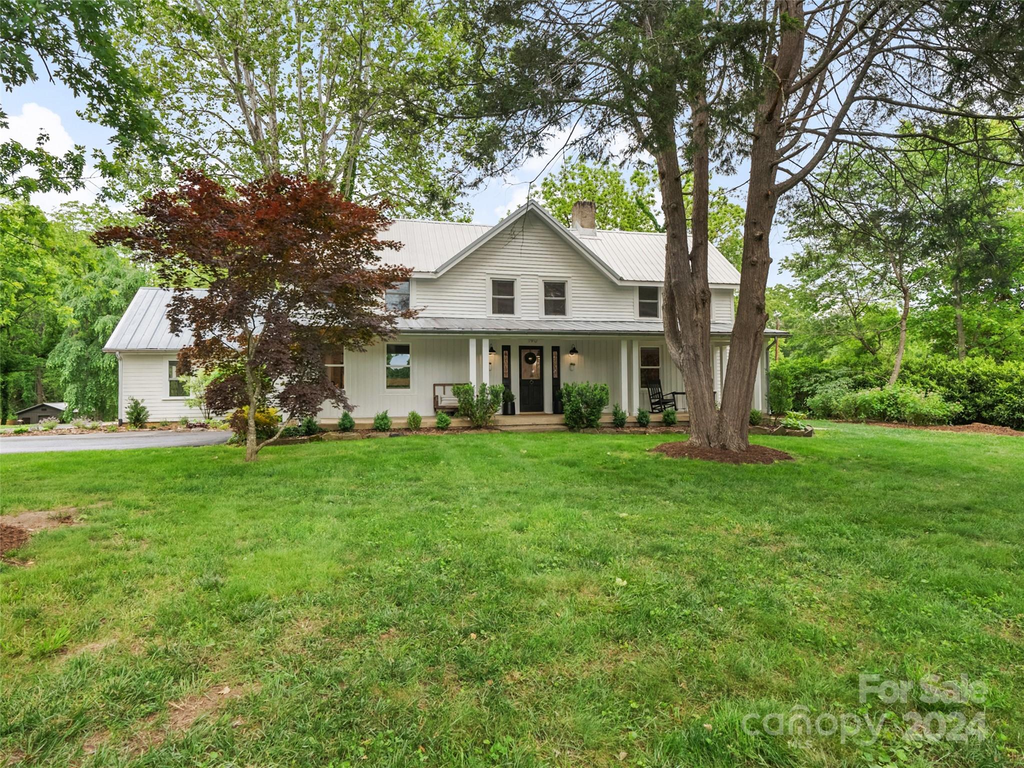 190 Governors View Road Asheville NC 28805