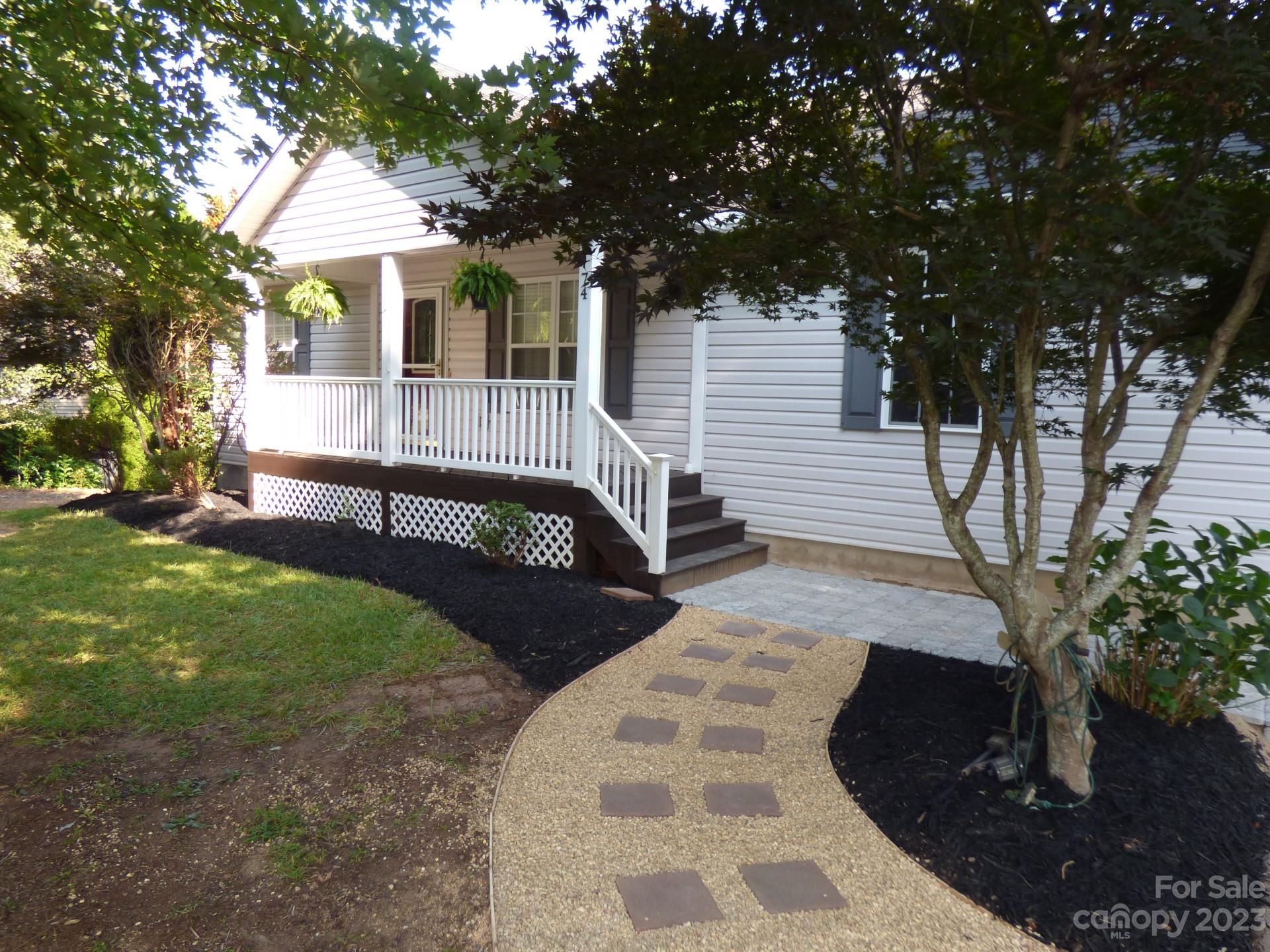 74 Justice Ridge Road Candler NC 28715