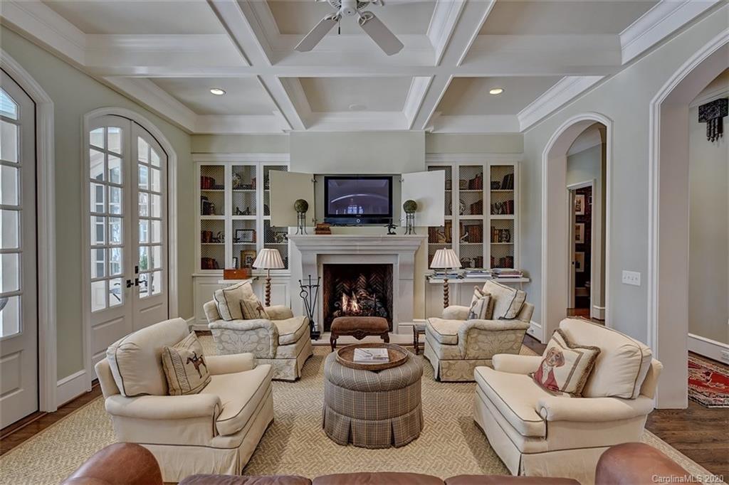6256 Sharon Hills Road Charlotte NC 28210