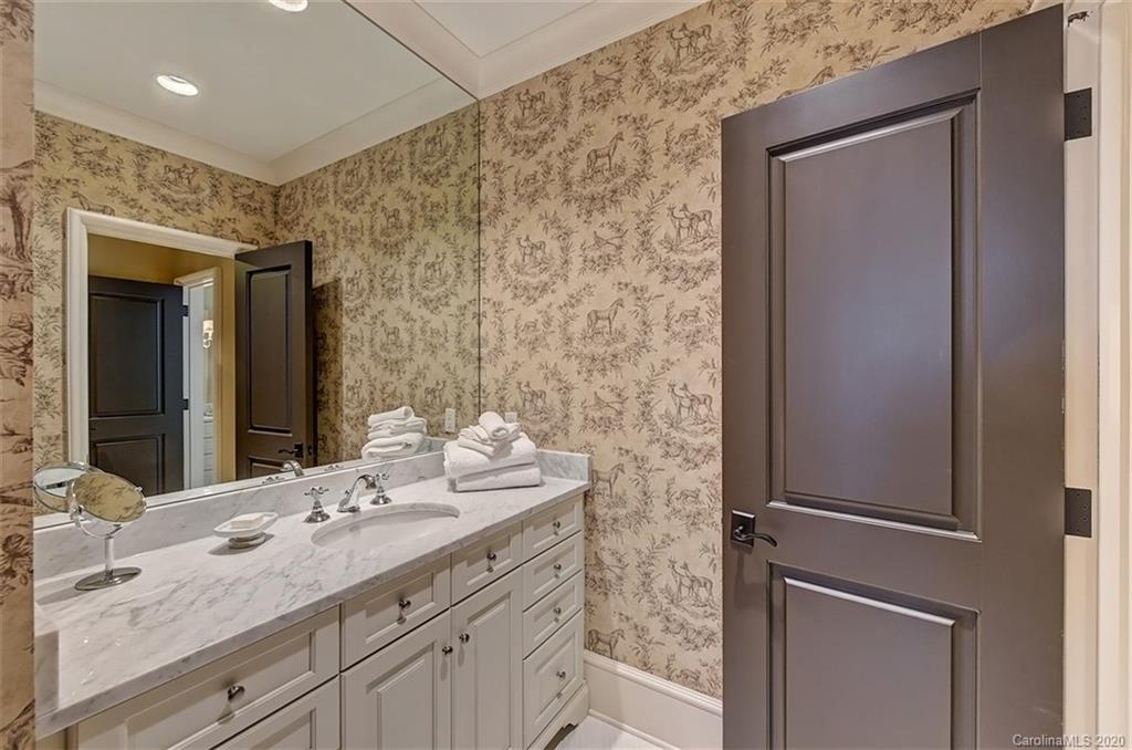 6256 Sharon Hills Road Charlotte NC 28210