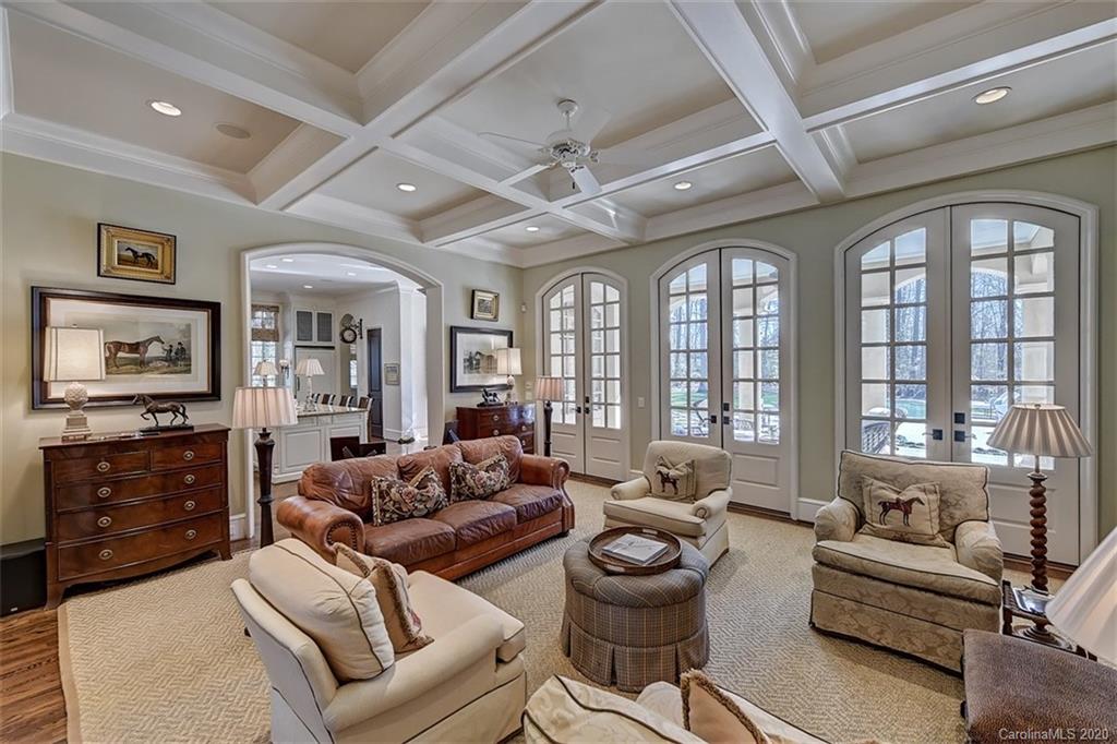 6256 Sharon Hills Road Charlotte NC 28210