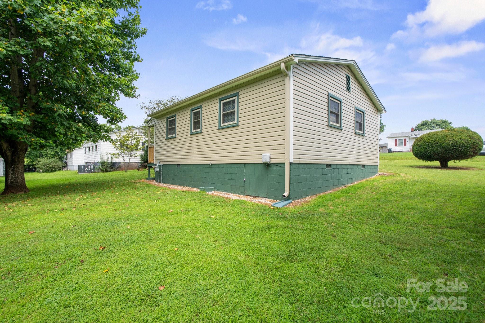 2321 Cline Street Statesville NC 28677