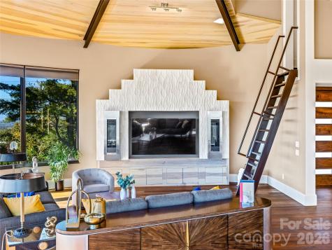 95 Horizon Hill Road Asheville NC 28804