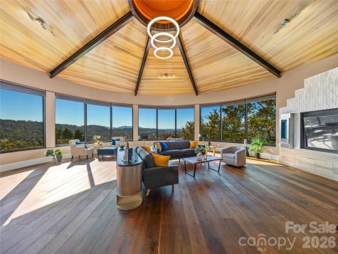 95 Horizon Hill Road Asheville NC 28804