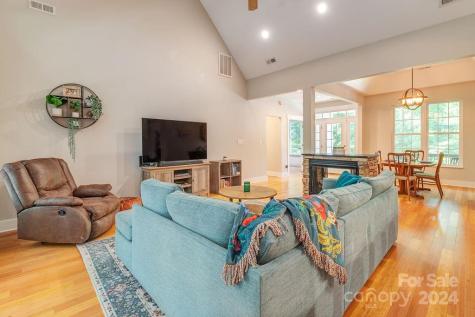 758 Glenn Bridge Road Arden NC 28704