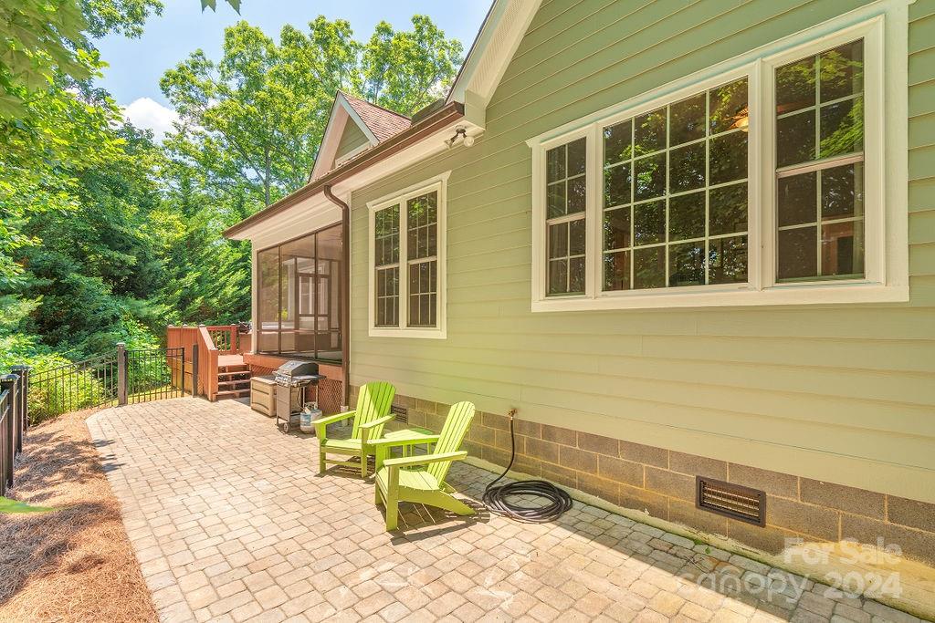 758 Glenn Bridge Road Arden NC 28704