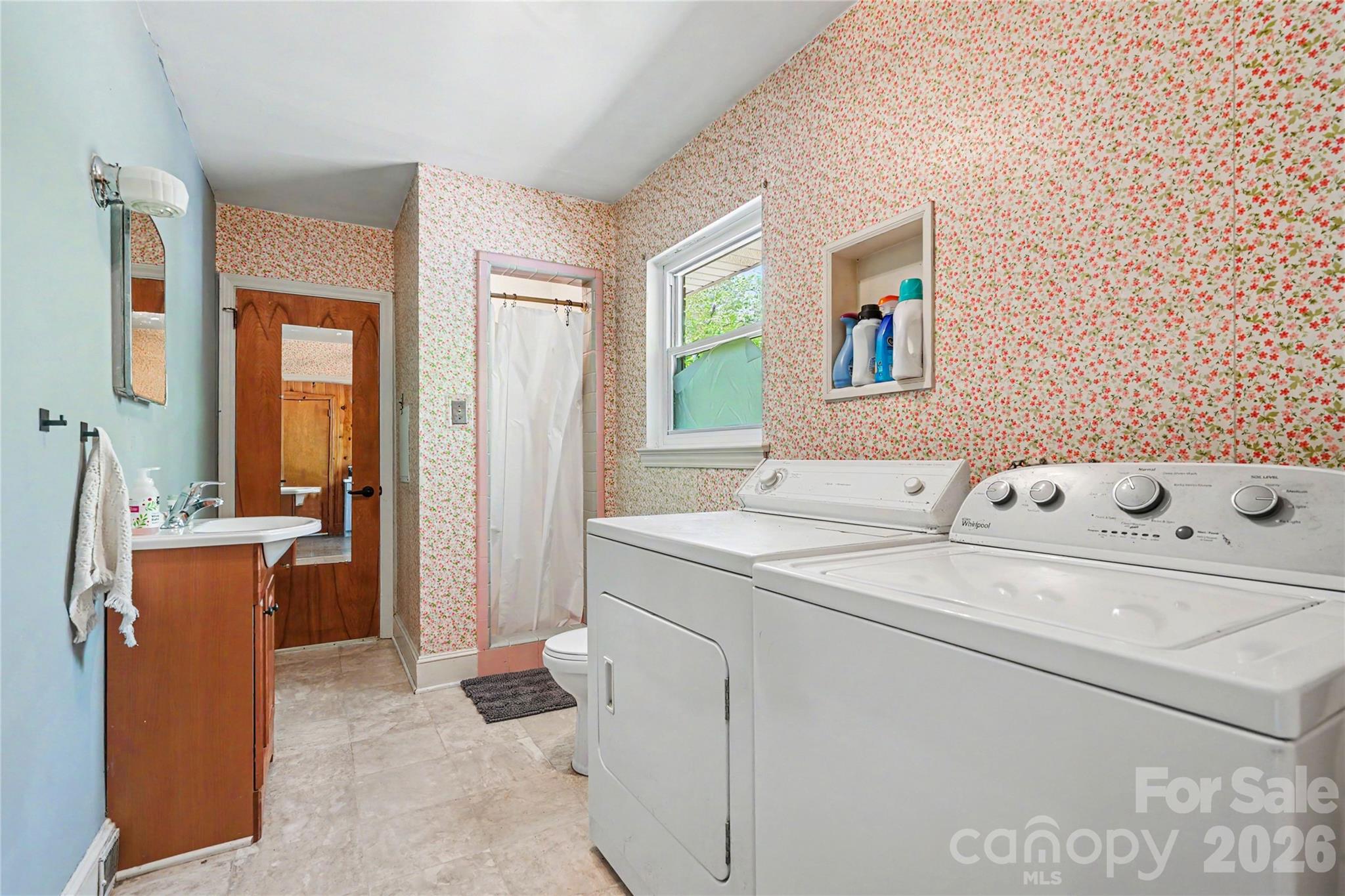 6339 Thelo Drive Charlotte NC 28212