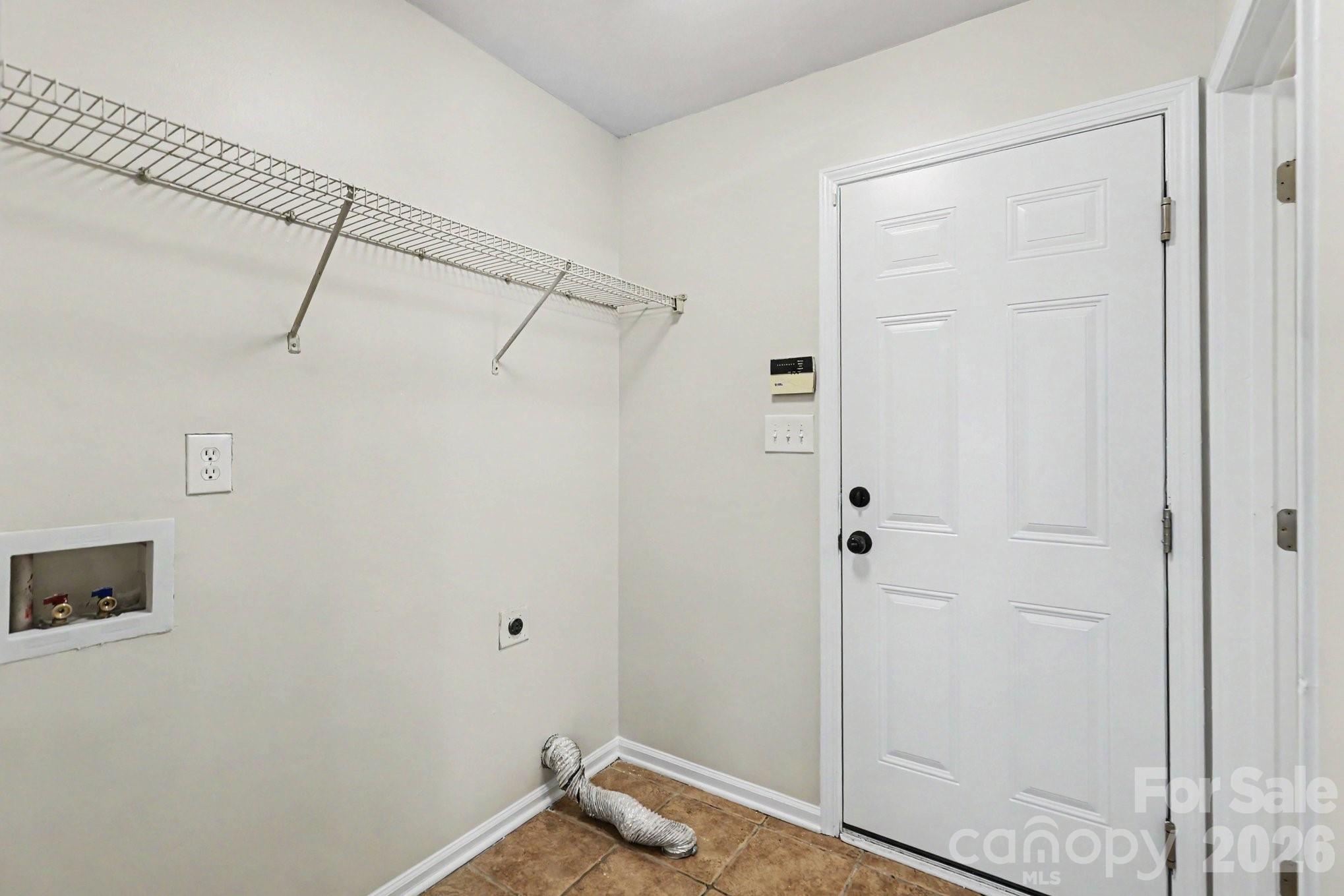 6325 Linda Vista Lane Charlotte NC 28216