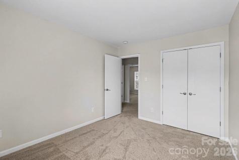 6325 Linda Vista Lane Charlotte NC 28216