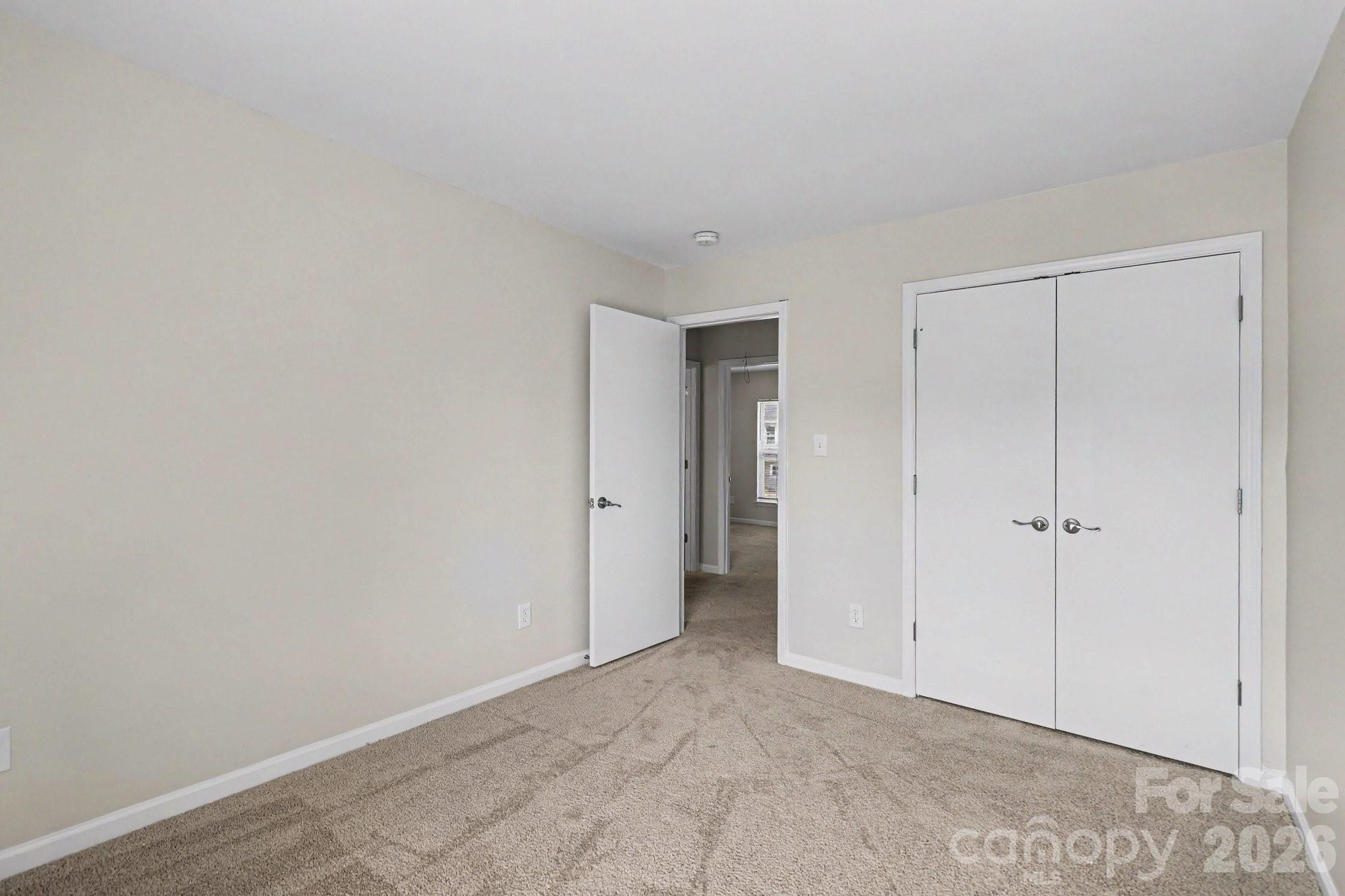 6325 Linda Vista Lane Charlotte NC 28216