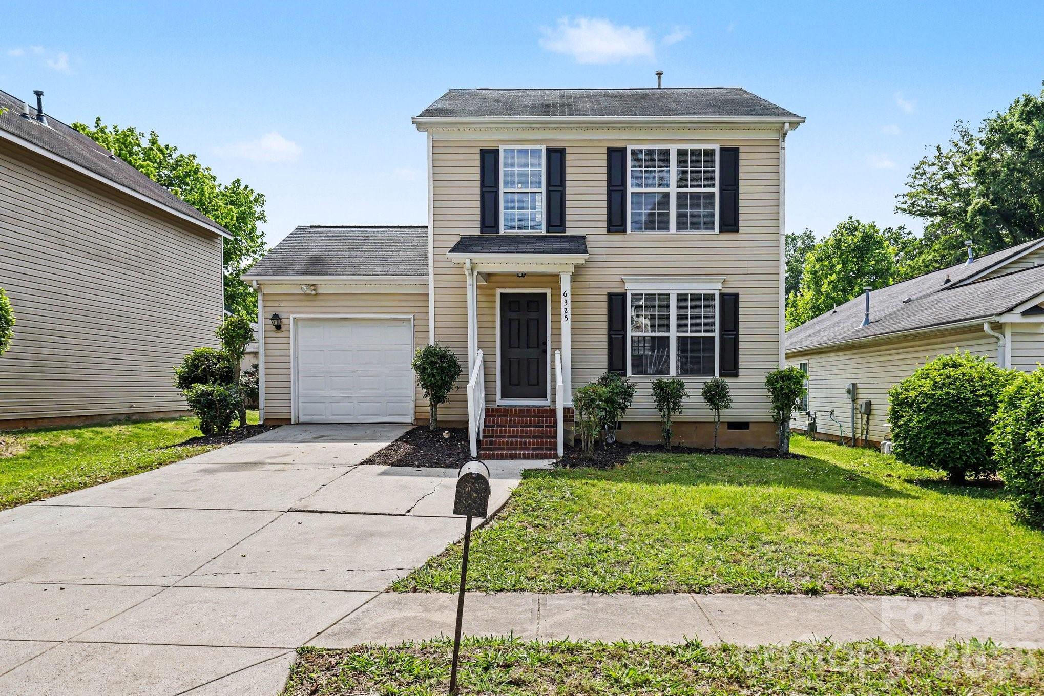 6325 Linda Vista Lane Charlotte NC 28216