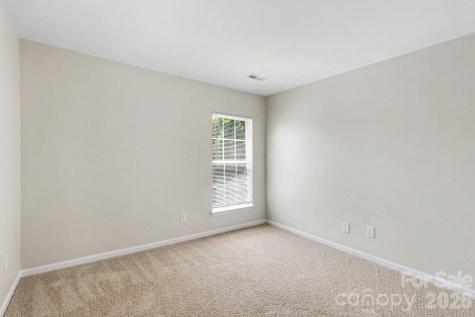 6325 Linda Vista Lane Charlotte NC 28216