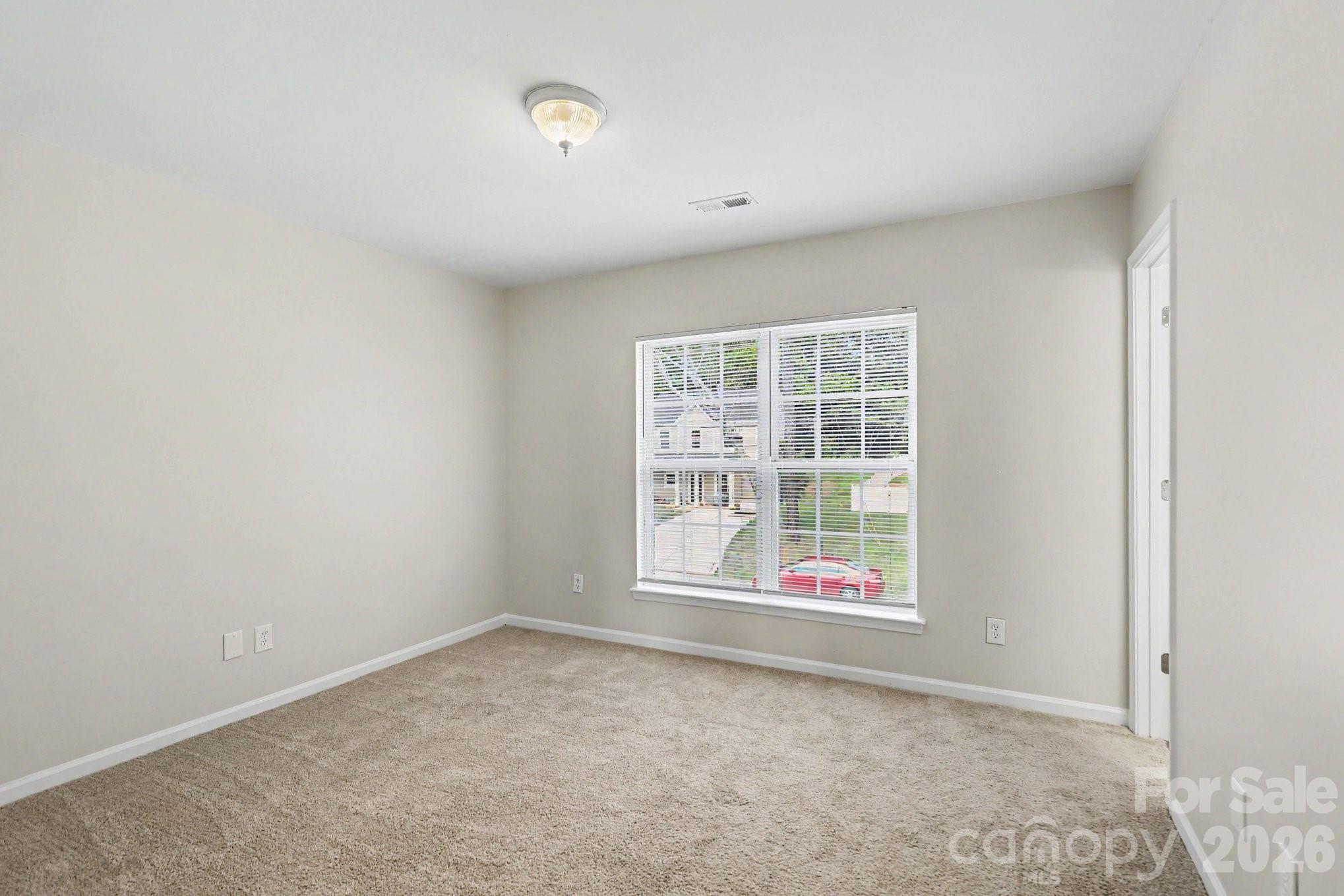 6325 Linda Vista Lane Charlotte NC 28216