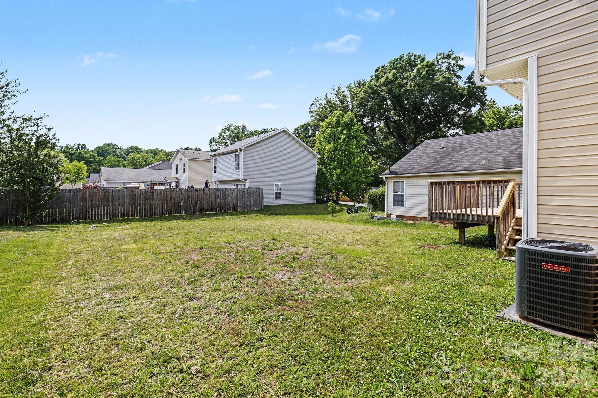 6325 Linda Vista Lane Charlotte NC 28216