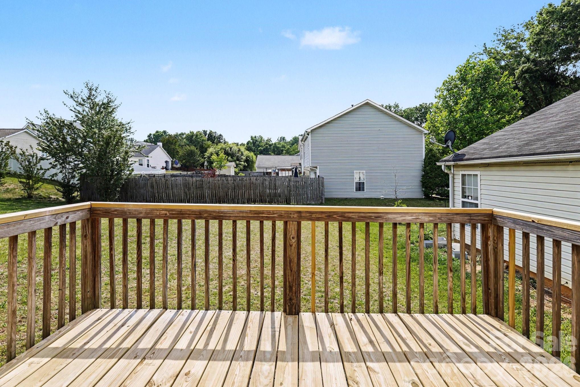 6325 Linda Vista Lane Charlotte NC 28216