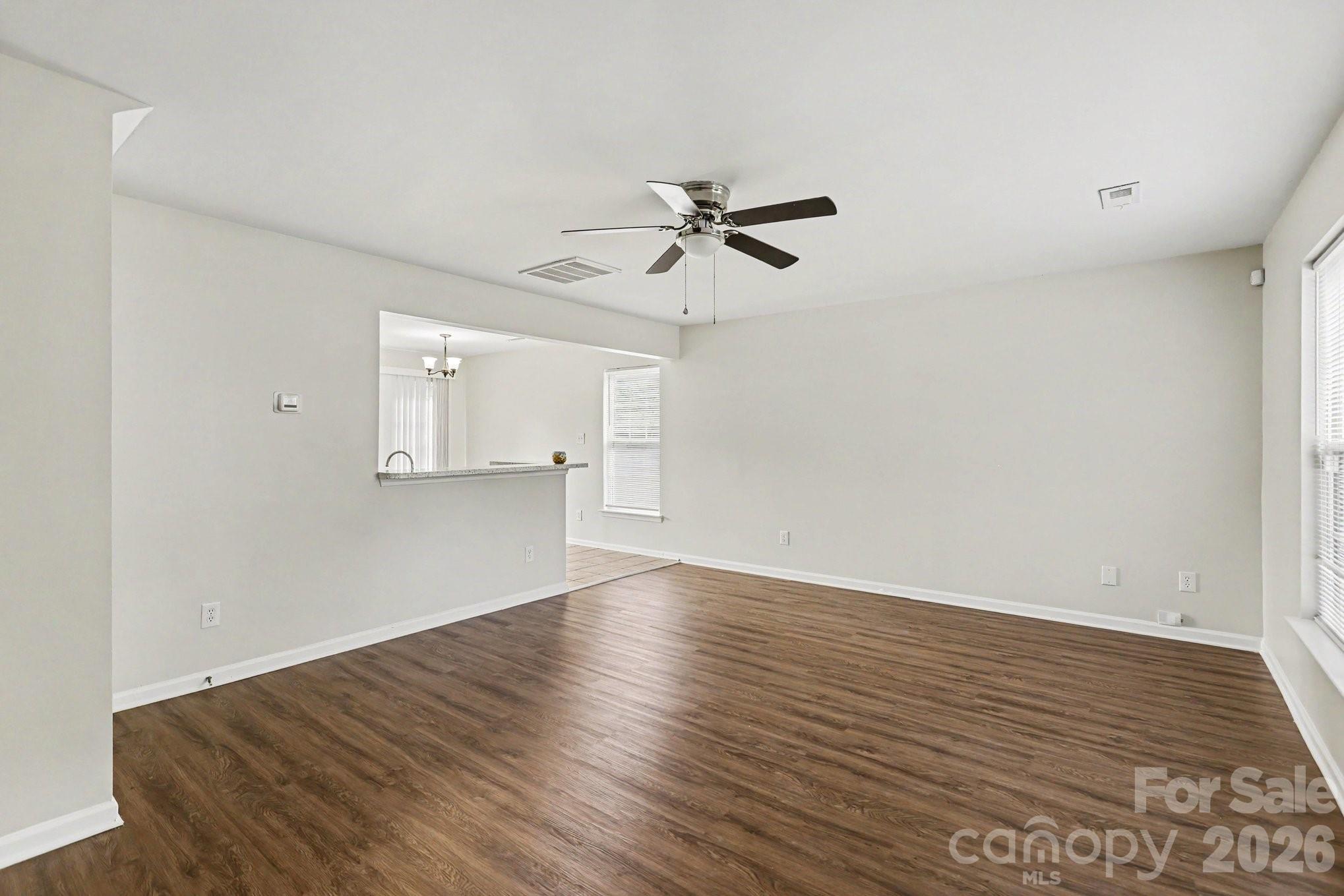 6325 Linda Vista Lane Charlotte NC 28216