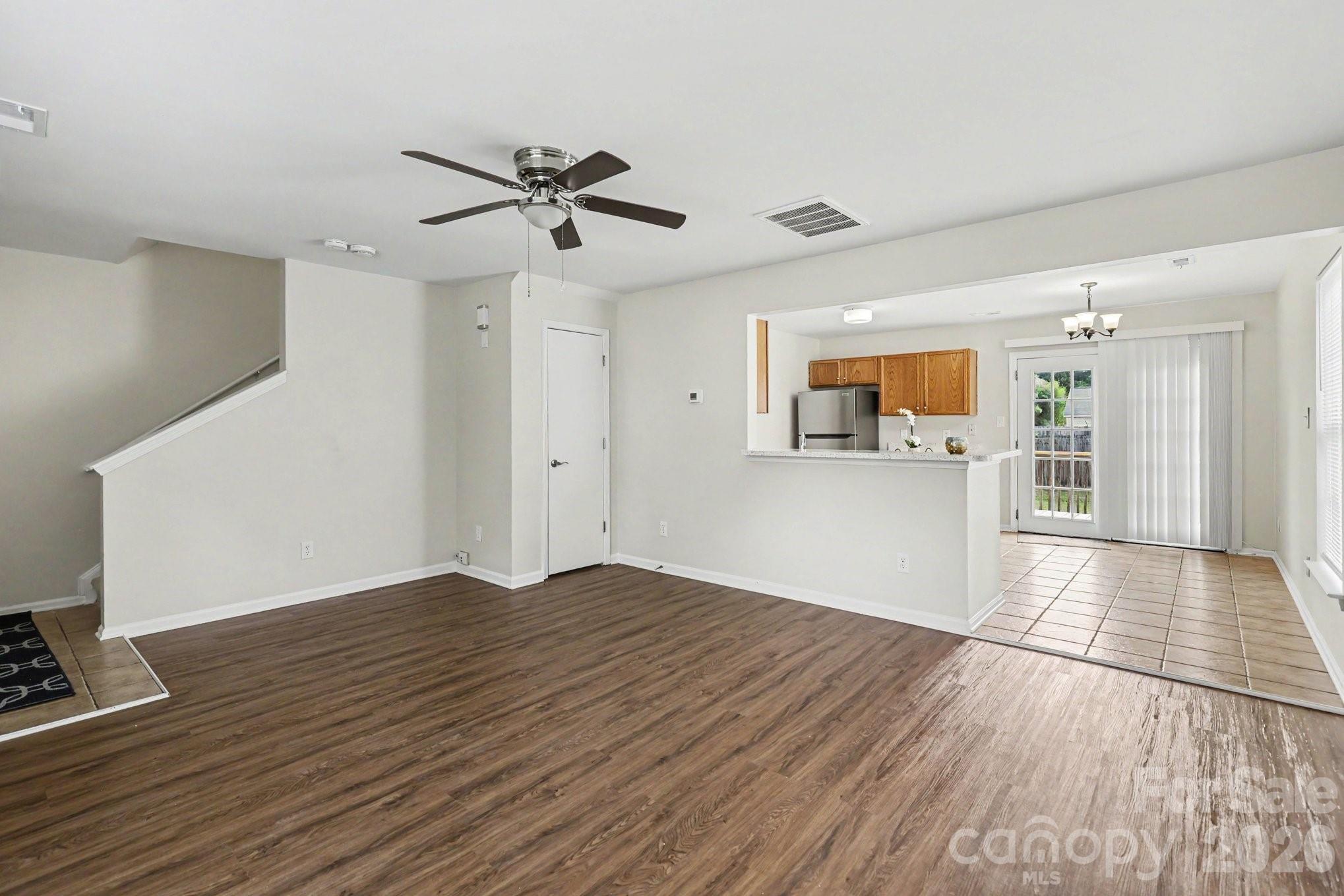 6325 Linda Vista Lane Charlotte NC 28216