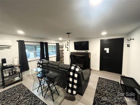 160 Laurel Road Arden NC 28704