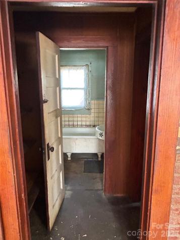 39 Rocky Ridge Road Asheville NC 28806