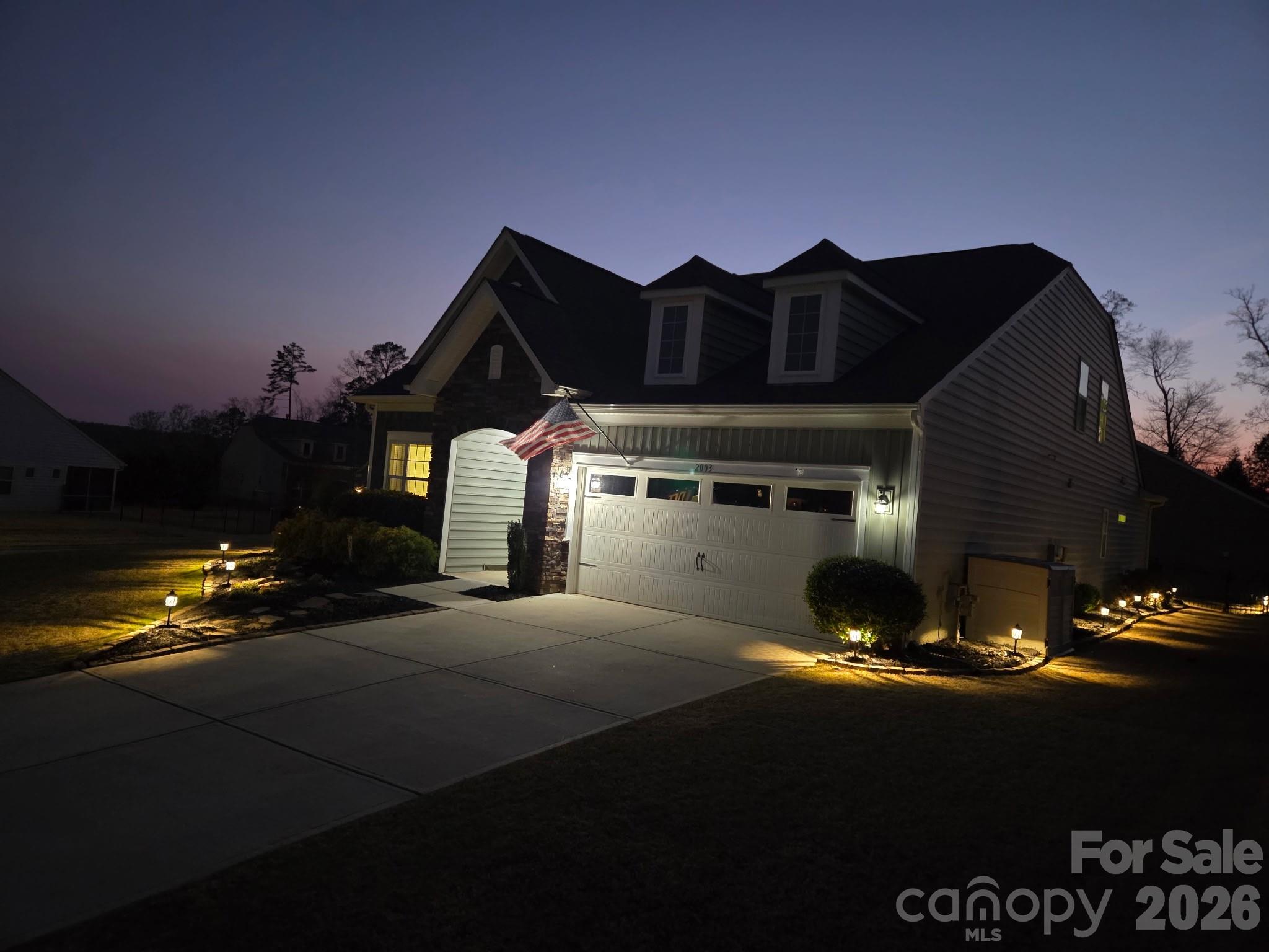2003 Harvest Time Lane Waxhaw NC 28173