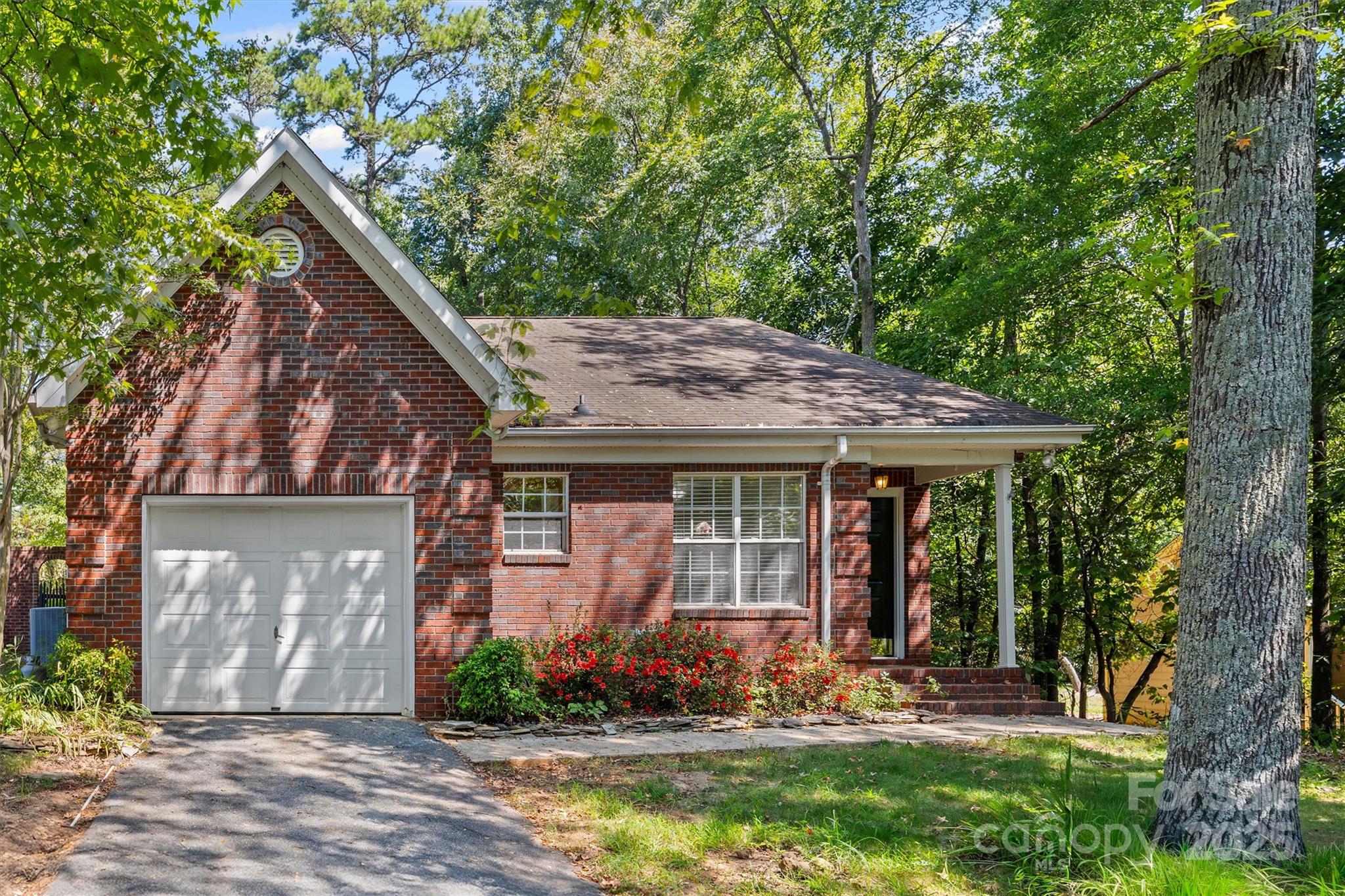 15901 Lawyers Road Matthews NC 28104