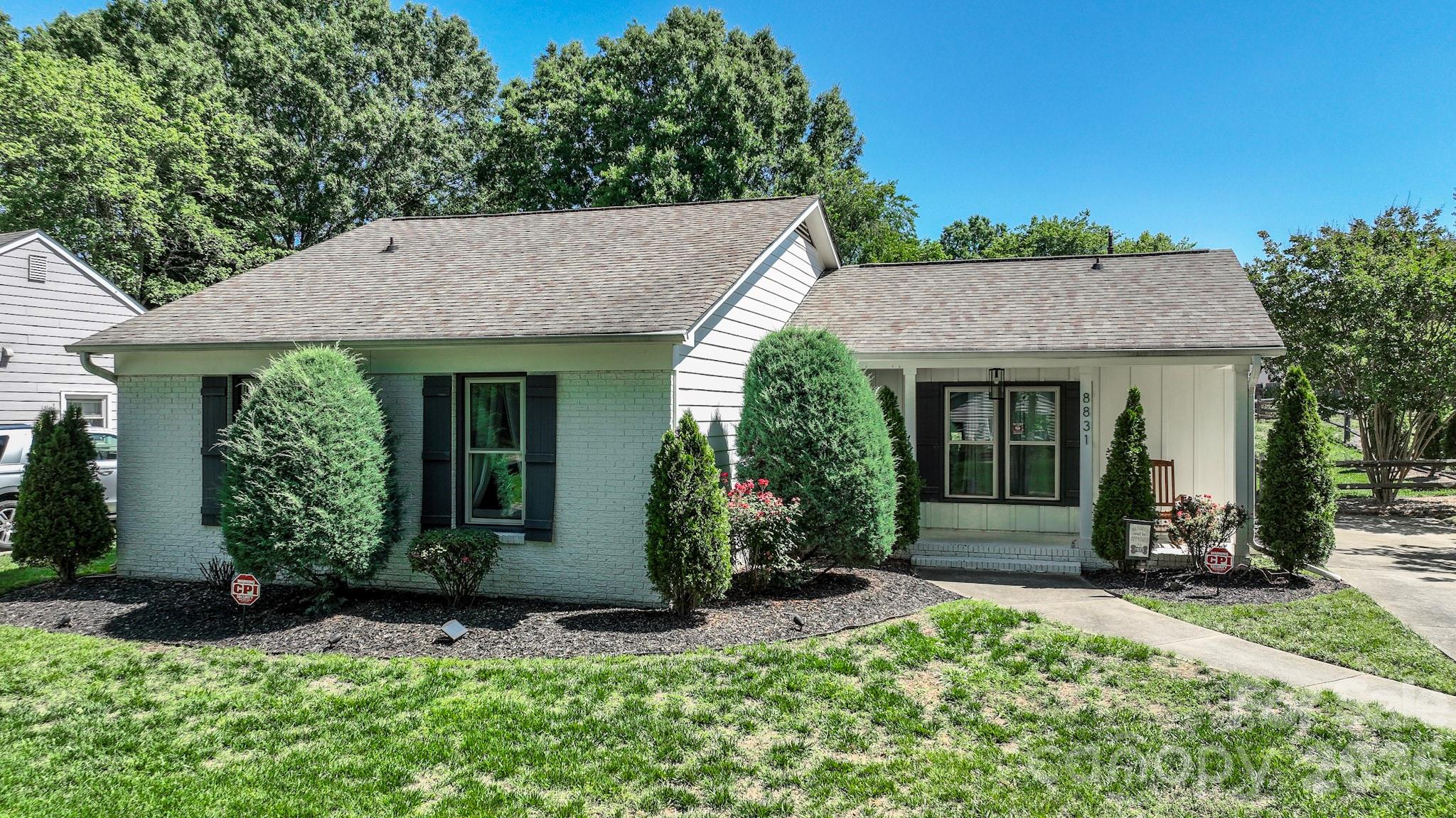8831 Gamesford Drive Charlotte NC 28277