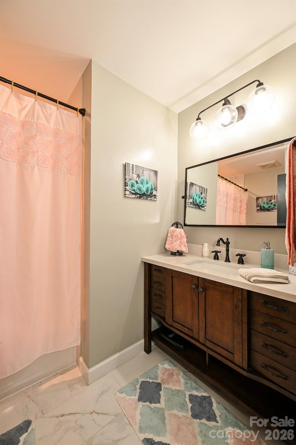 8831 Gamesford Drive Charlotte NC 28277