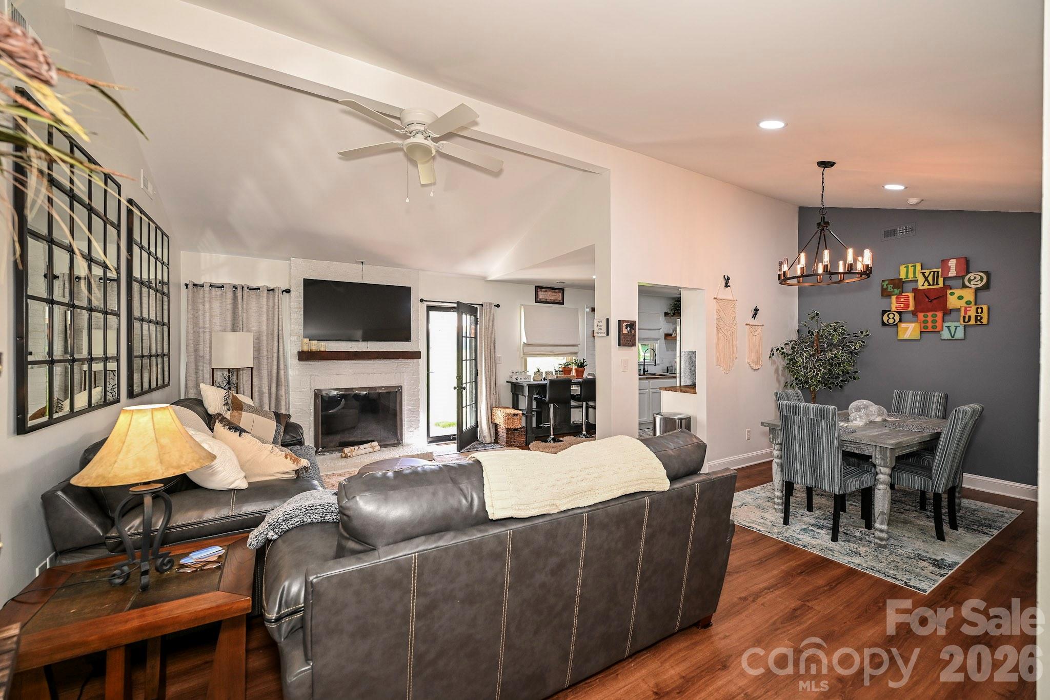 8831 Gamesford Drive Charlotte NC 28277