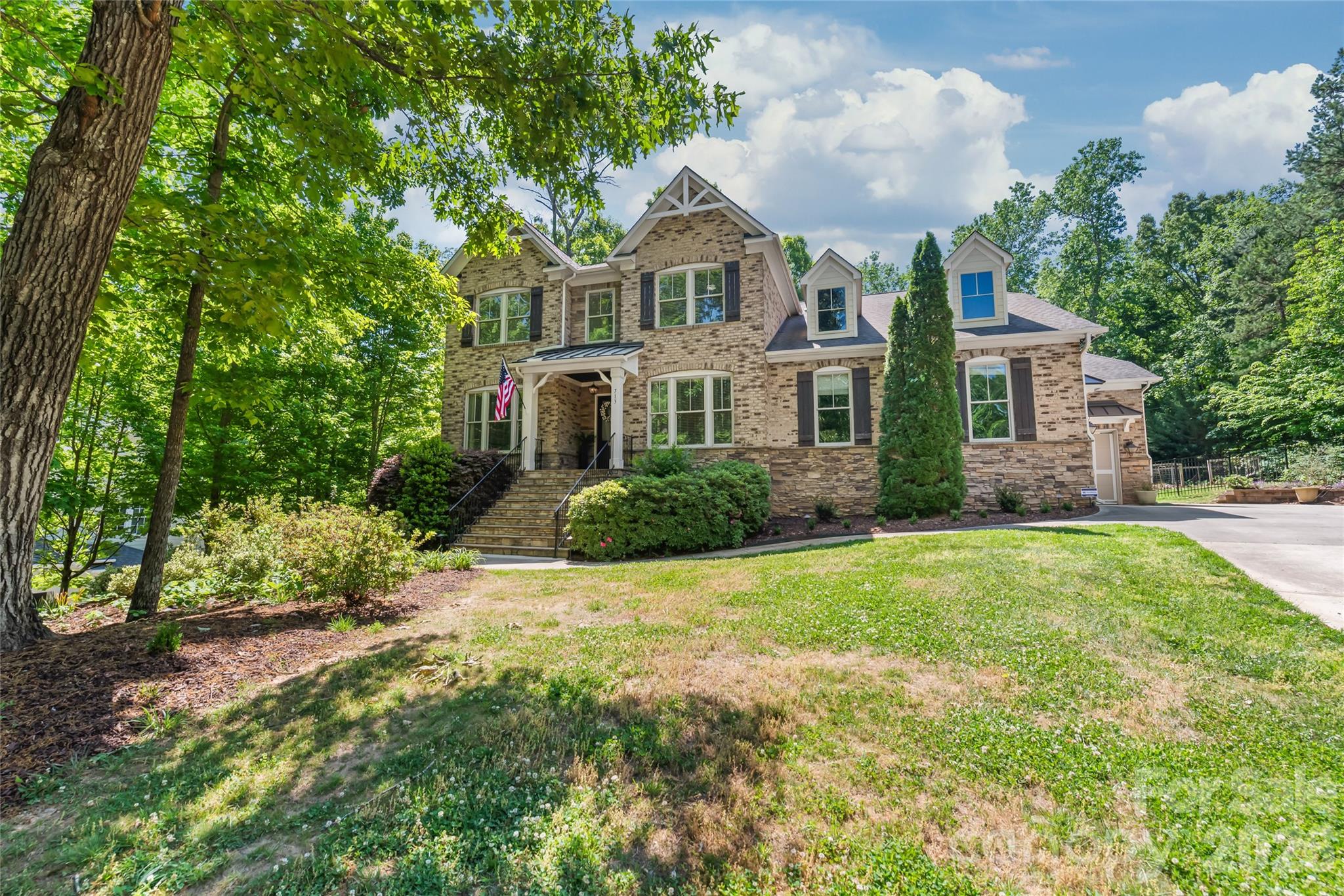 713 Woodcliff Court Waxhaw NC 28173