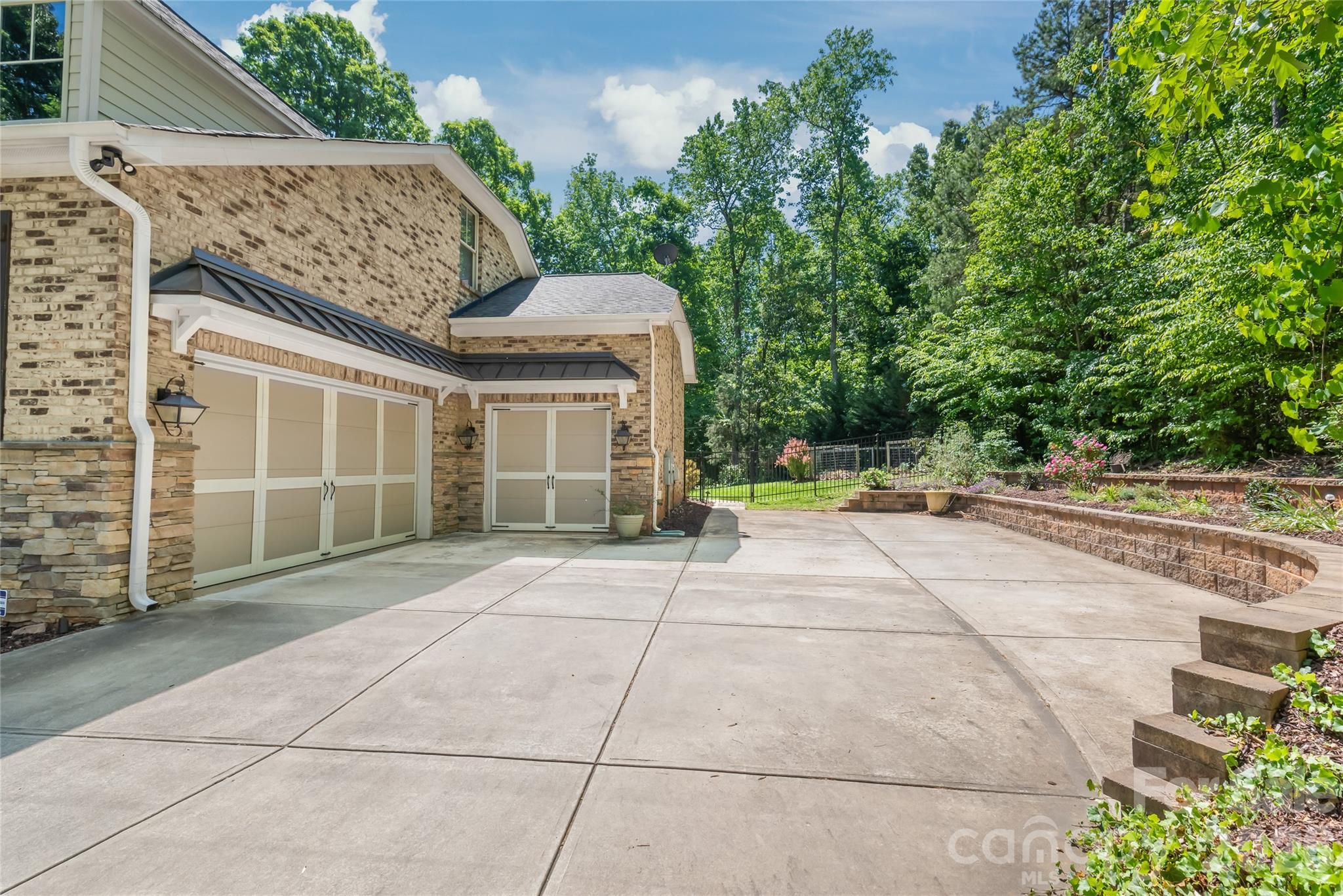 713 Woodcliff Court Waxhaw NC 28173